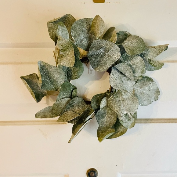 *Frosted Dollar Eucalyptus Candle Ring, 3.5” - Picture 13 of 15